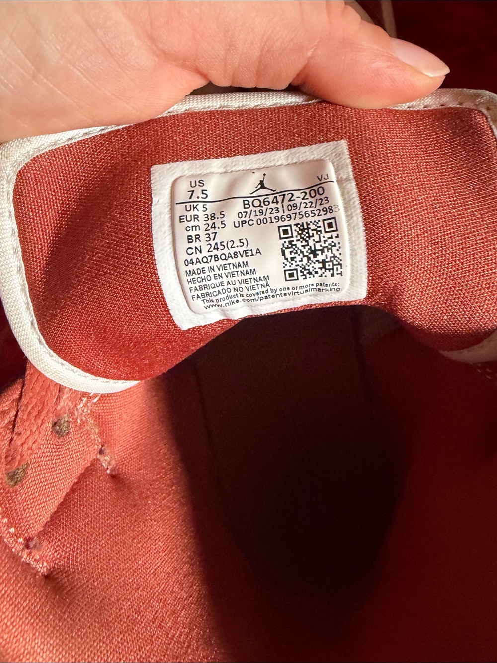 Jordan 1 Mid Dusty Peach Night Maroon - Picture 3 of 6